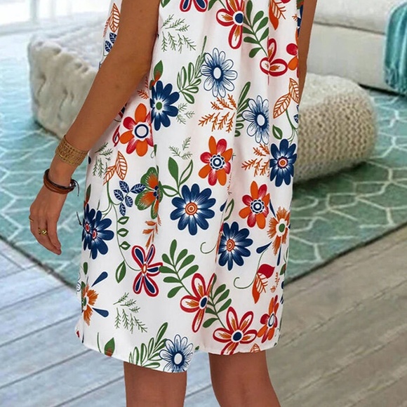 White Lace Splicing Floral Mini Dress - Picture 5 of 6